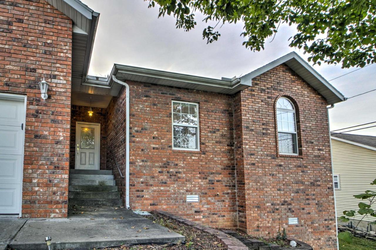 Branson Home With Deck Walk To The Strip And Creek! 외부 사진