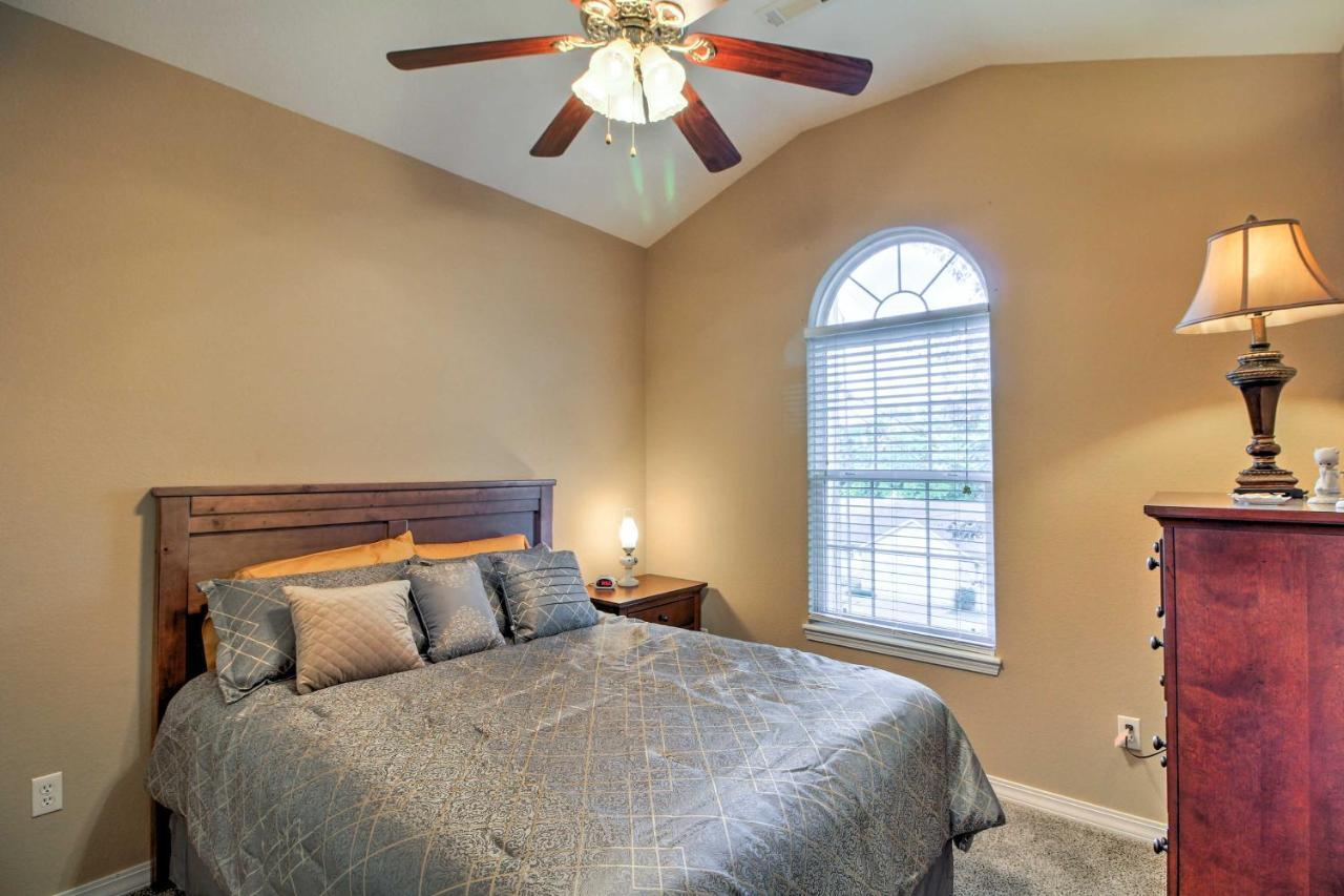 Branson Home With Deck Walk To The Strip And Creek! 외부 사진