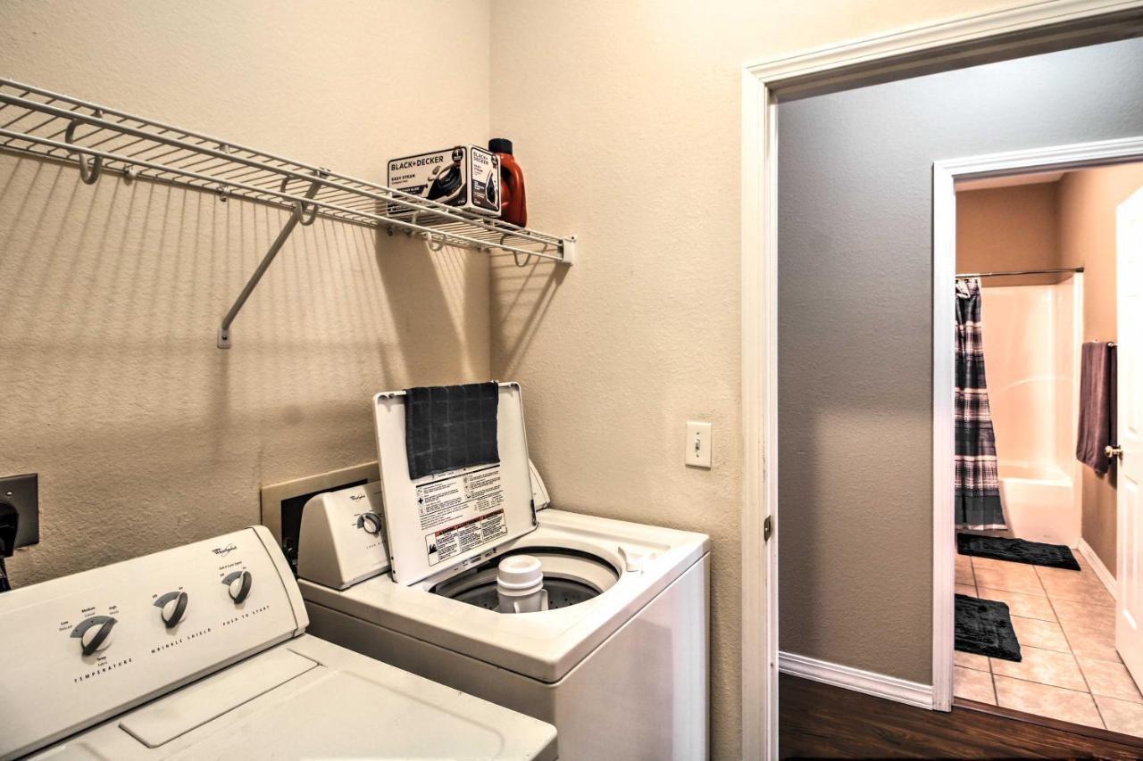 Branson Home With Deck Walk To The Strip And Creek! 외부 사진